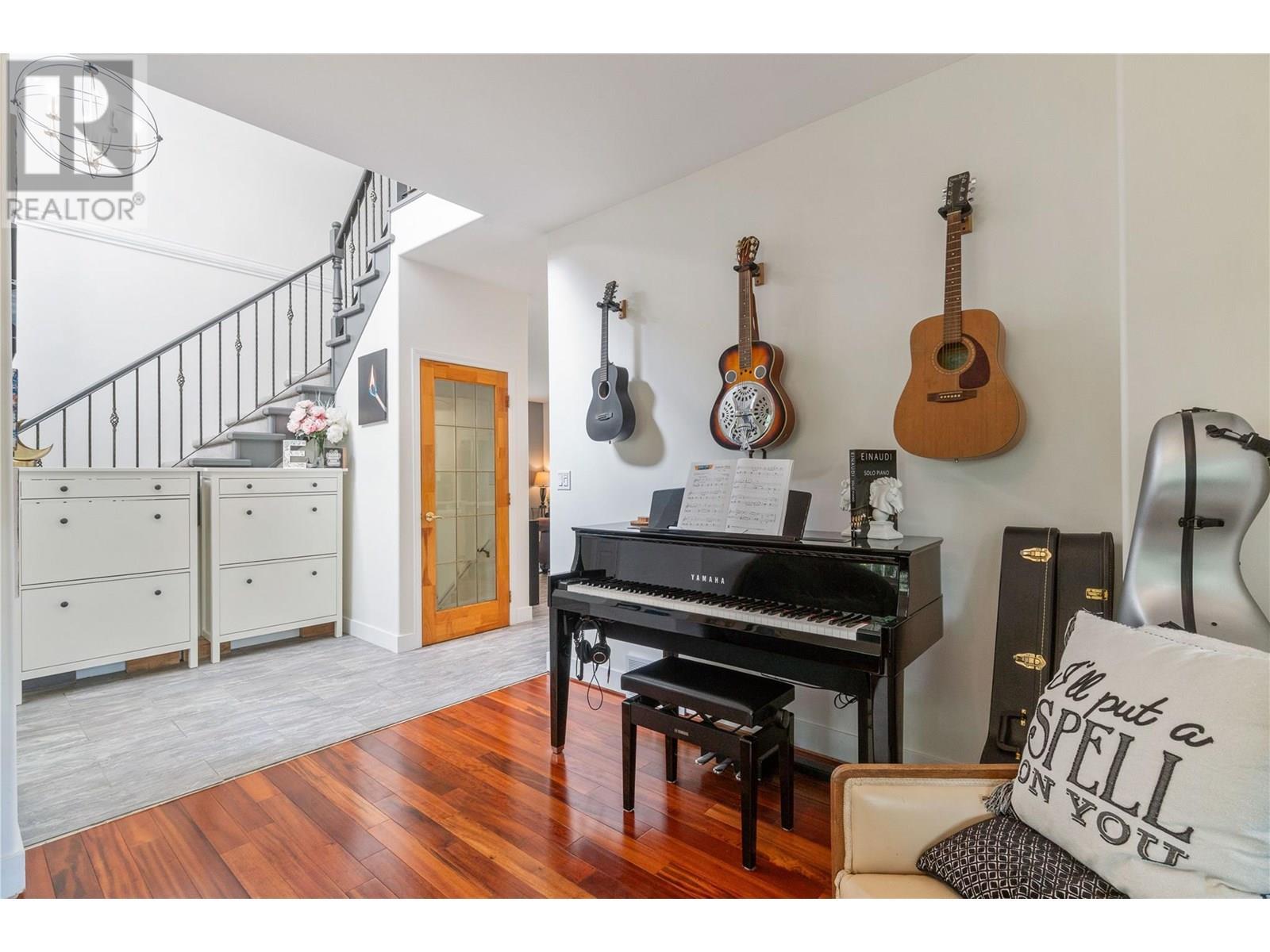 2662 Blind Bay Road. Blind Bay, British Columbia