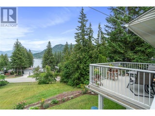 2662 Blind Bay Road. Blind Bay, British Columbia