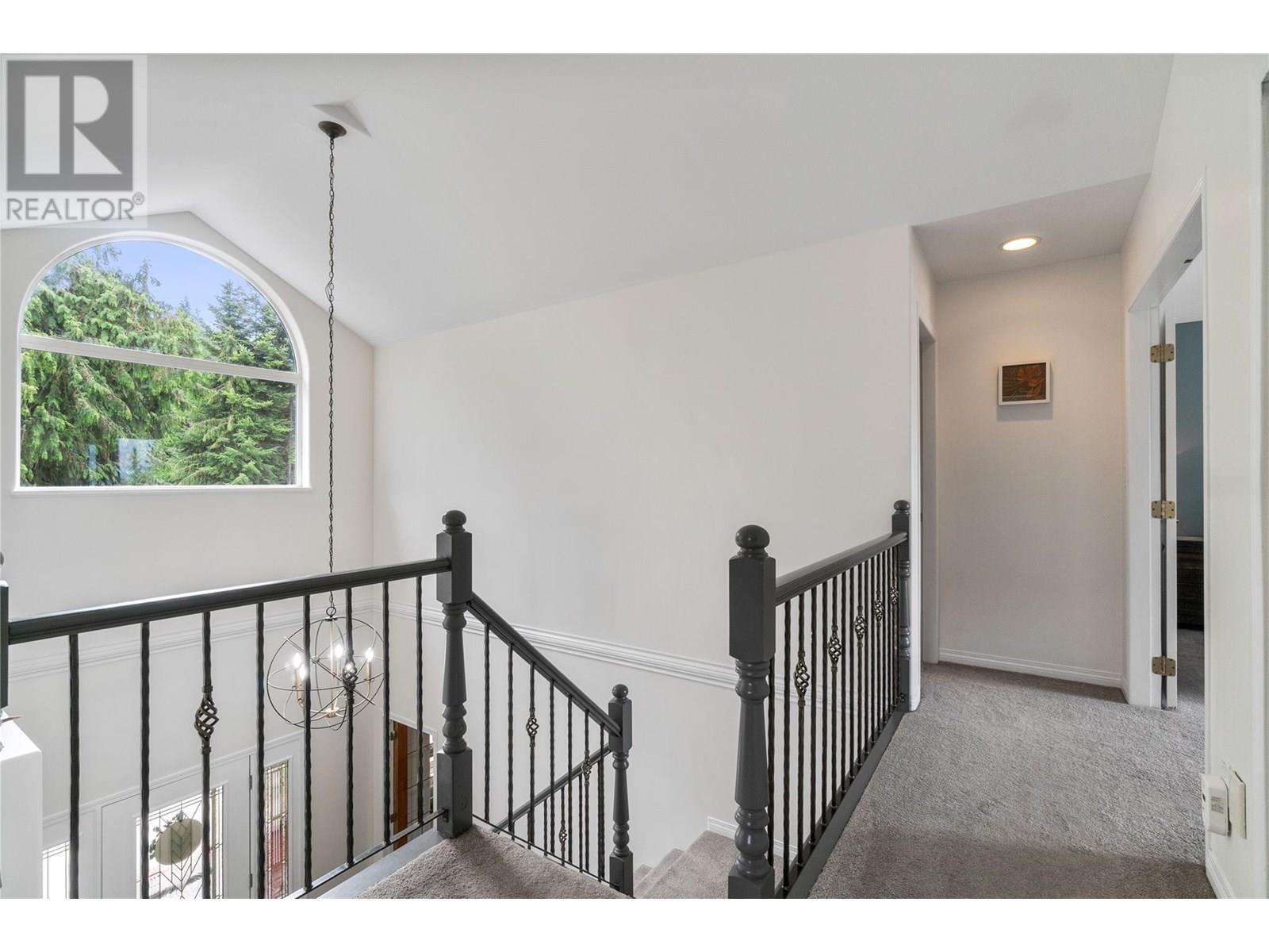 2662 Blind Bay Road. Blind Bay, British Columbia