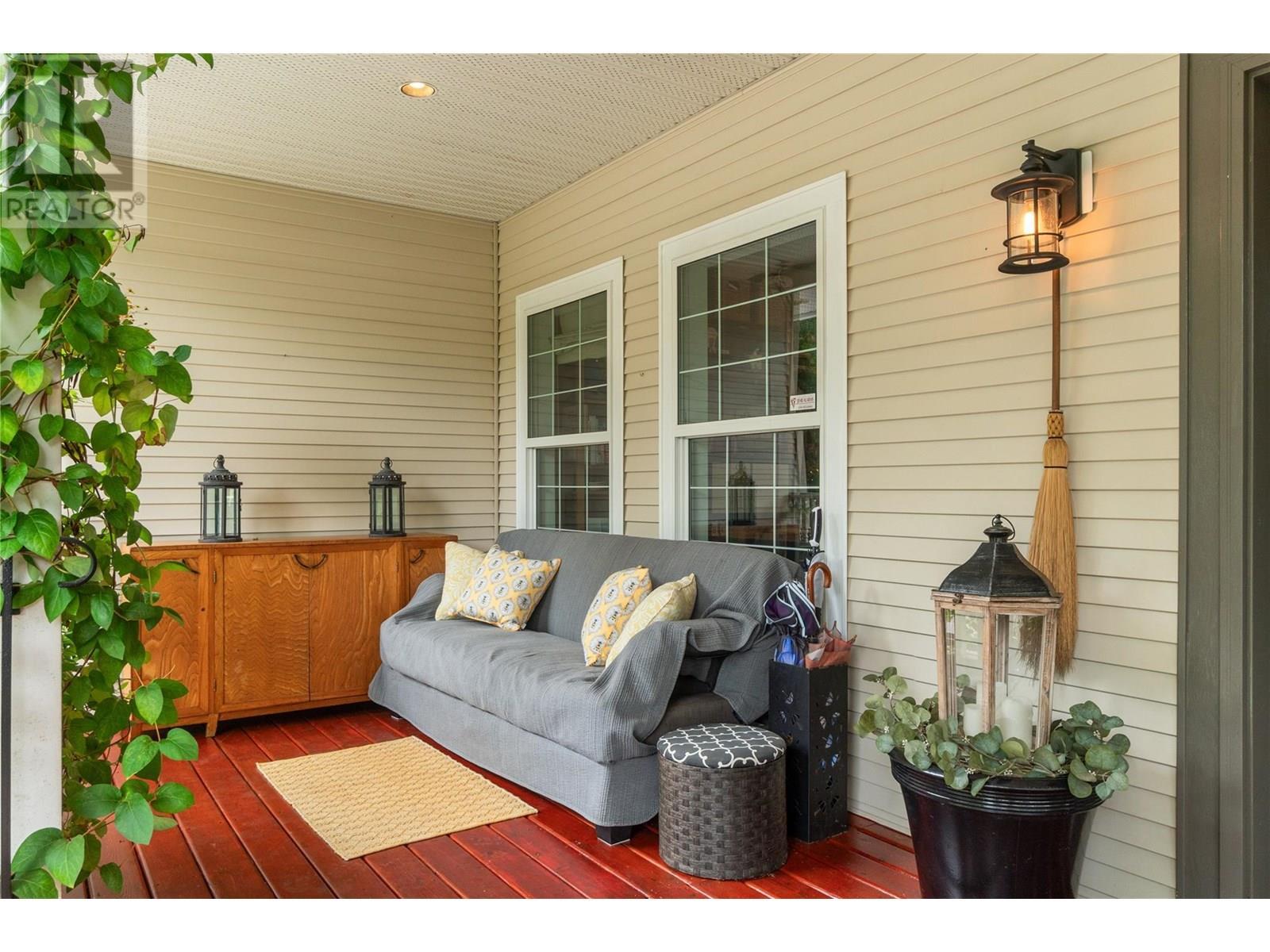 2662 Blind Bay Road. Blind Bay, British Columbia