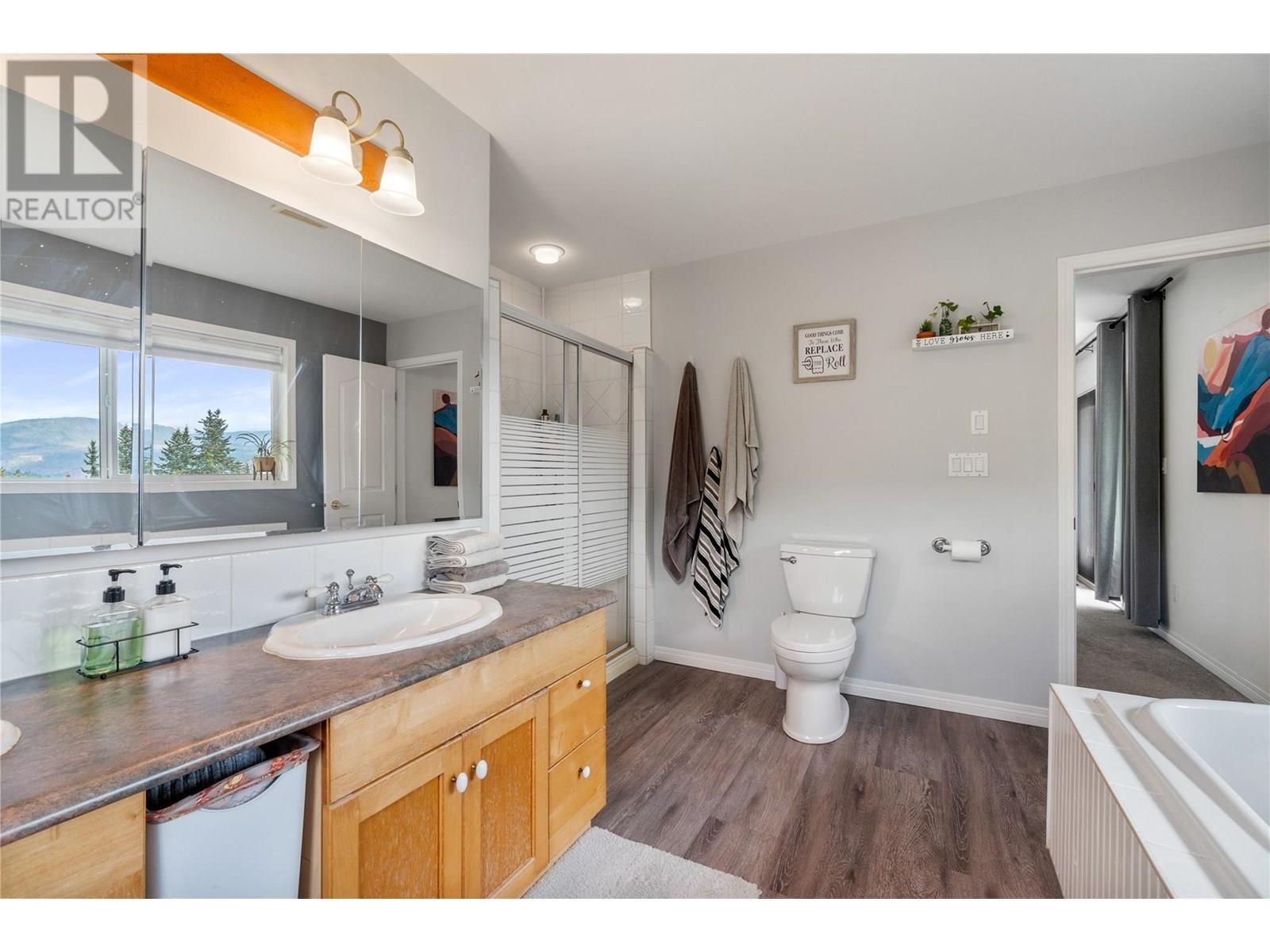 2662 Blind Bay Road. Blind Bay, British Columbia