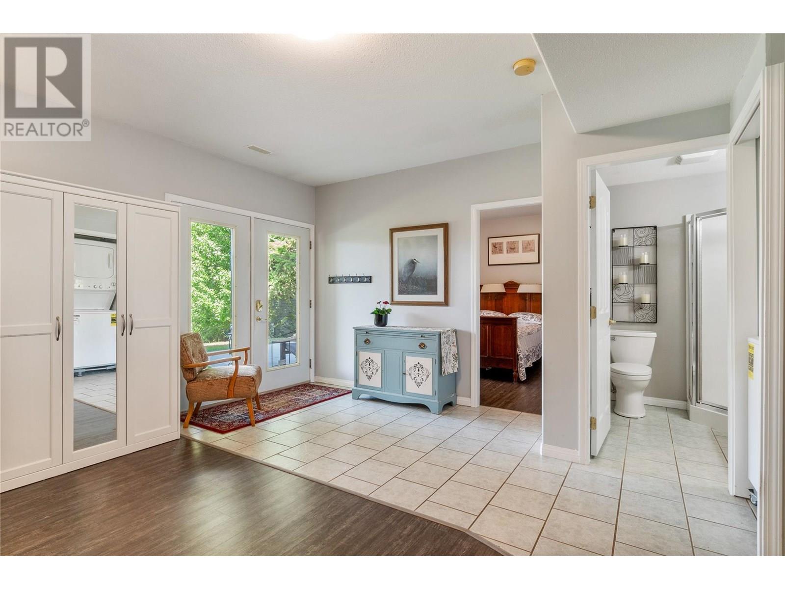 2662 Blind Bay Road. Blind Bay, British Columbia