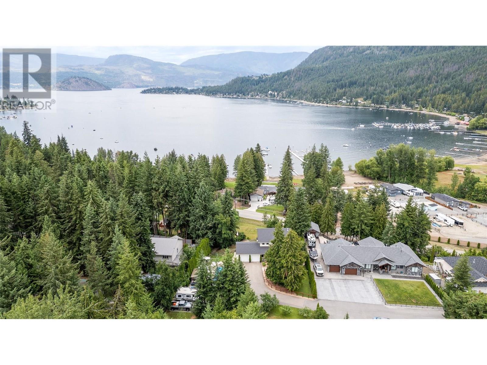 2662 Blind Bay Road. Blind Bay, British Columbia