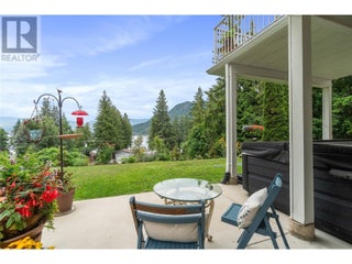 2662 Blind Bay Road. Blind Bay, British Columbia