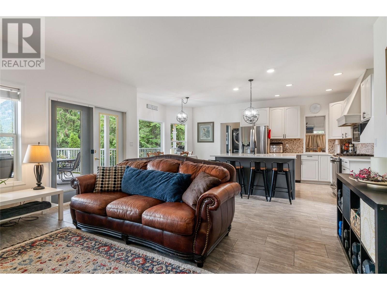 2662 Blind Bay Road. Blind Bay, British Columbia