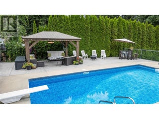 2662 Blind Bay Road. Blind Bay, British Columbia