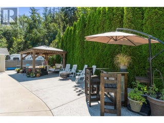 2662 Blind Bay Road. Blind Bay, British Columbia