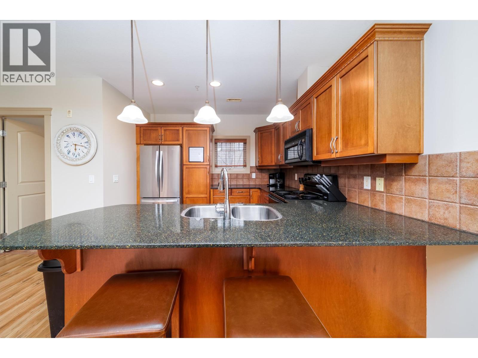 1795 Country Club Drive Unit# 229. Kelowna, British Columbia