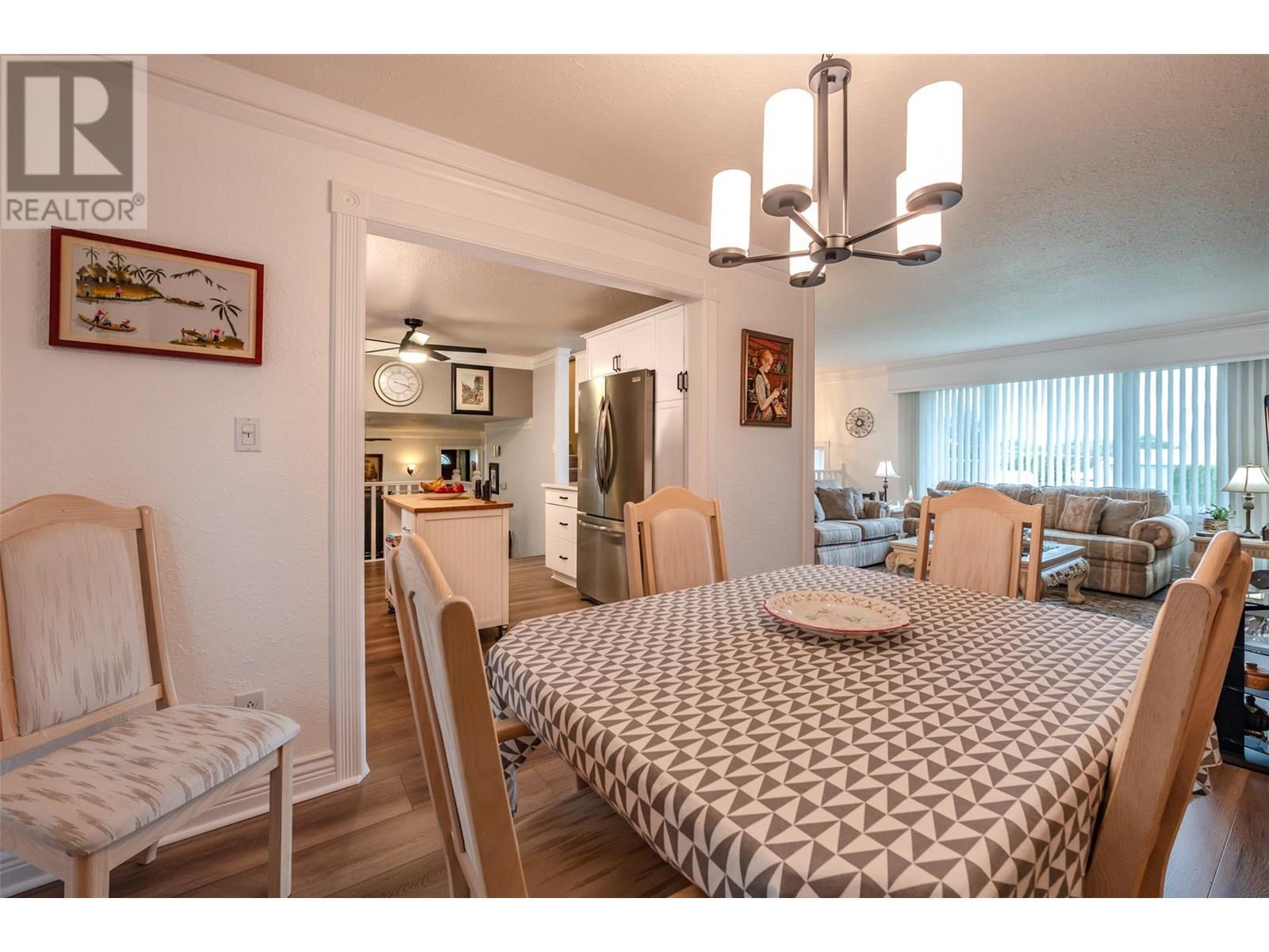 567 Lakeview Place. Oliver, British Columbia