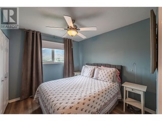 567 Lakeview Place. Oliver, British Columbia