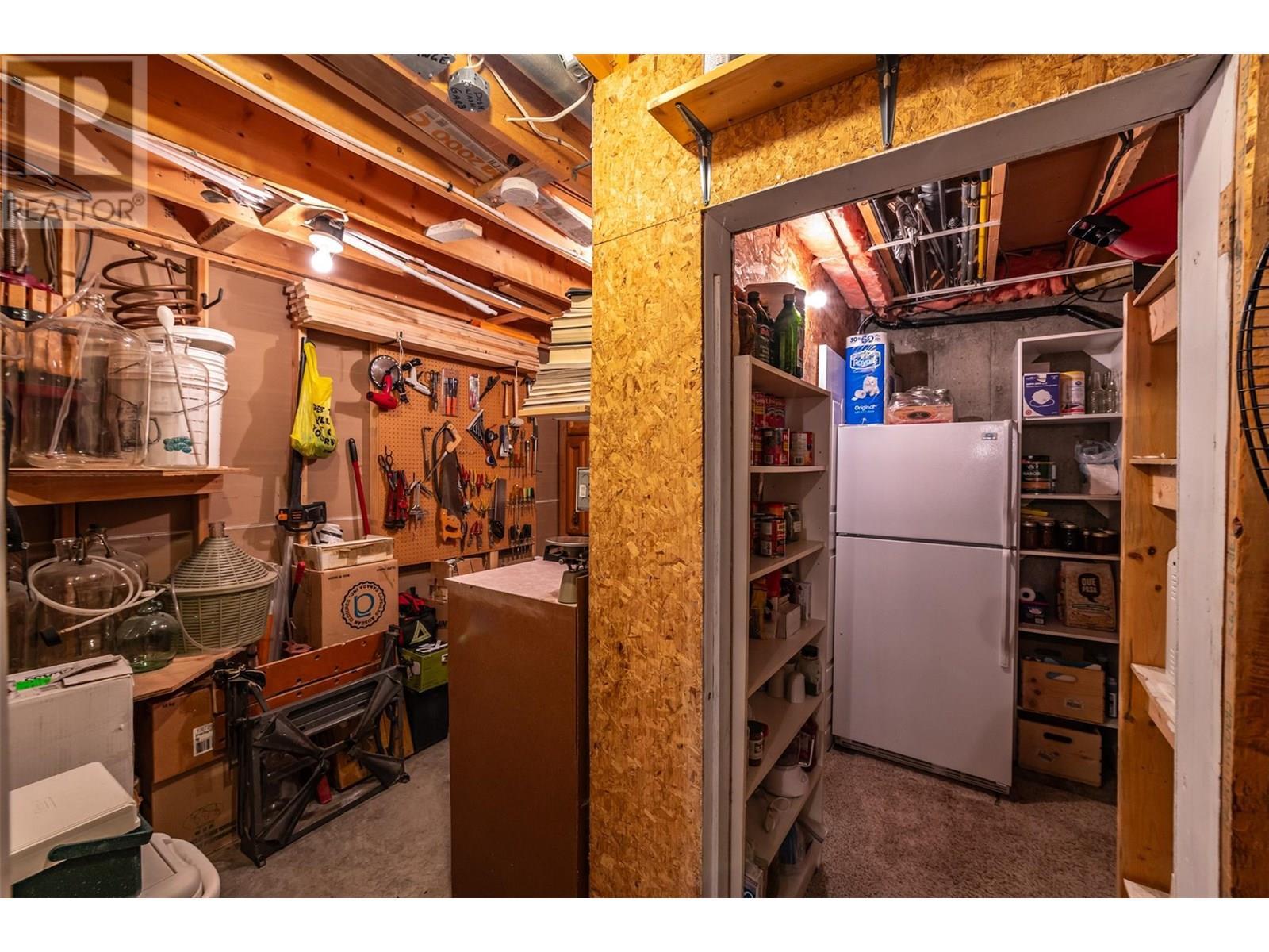 567 Lakeview Place. Oliver, British Columbia