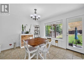 982 Paret Crescent. Kelowna, British Columbia