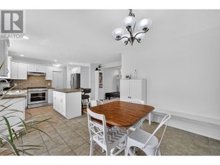 982 Paret Crescent. Kelowna, British Columbia