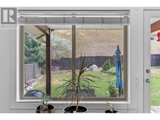 982 Paret Crescent. Kelowna, British Columbia