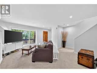 982 Paret Crescent. Kelowna, British Columbia