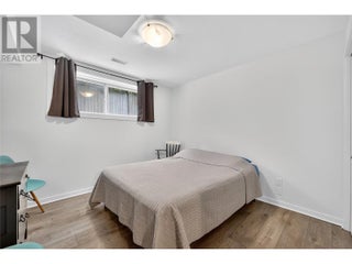 982 Paret Crescent. Kelowna, British Columbia