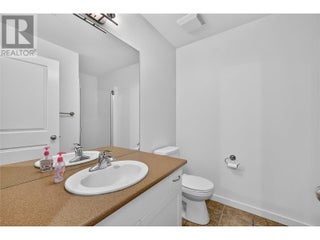 982 Paret Crescent. Kelowna, British Columbia