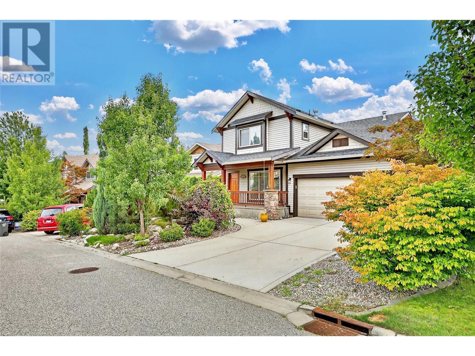 982 Paret Crescent. Kelowna, British Columbia