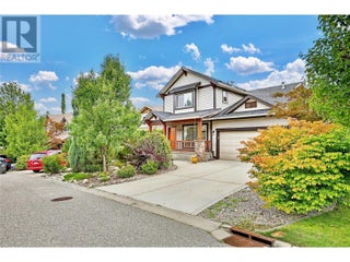 982 Paret Crescent. Kelowna, British Columbia