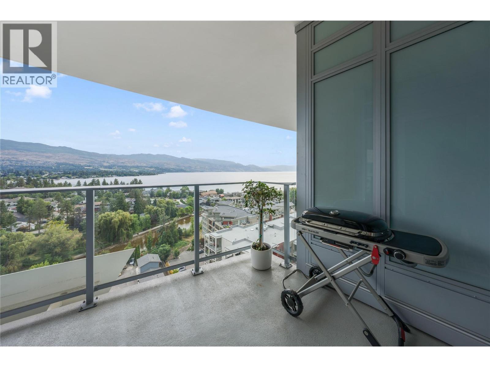 3699 Capozzi Road Unit# Ph3. Kelowna, British Columbia
