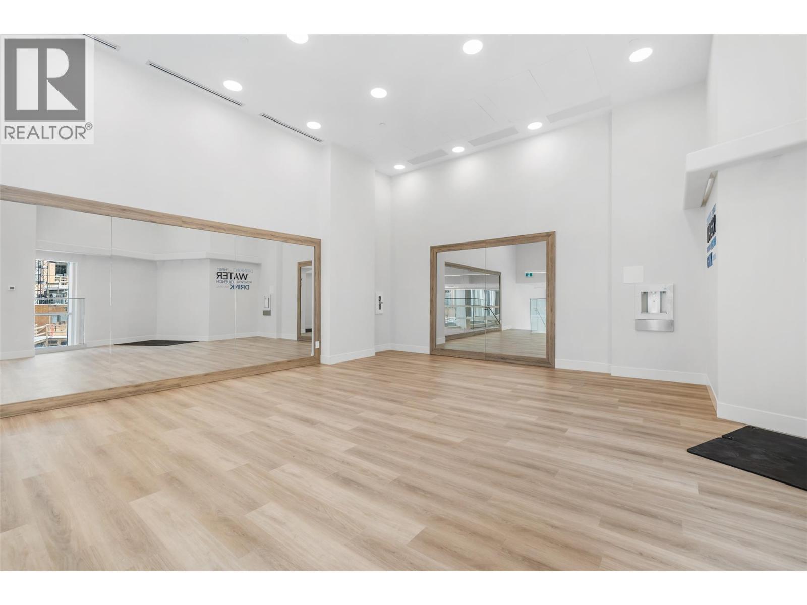 3699 Capozzi Road Unit# Ph3. Kelowna, British Columbia