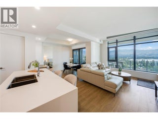 3699 Capozzi Road Unit# Ph3. Kelowna, British Columbia