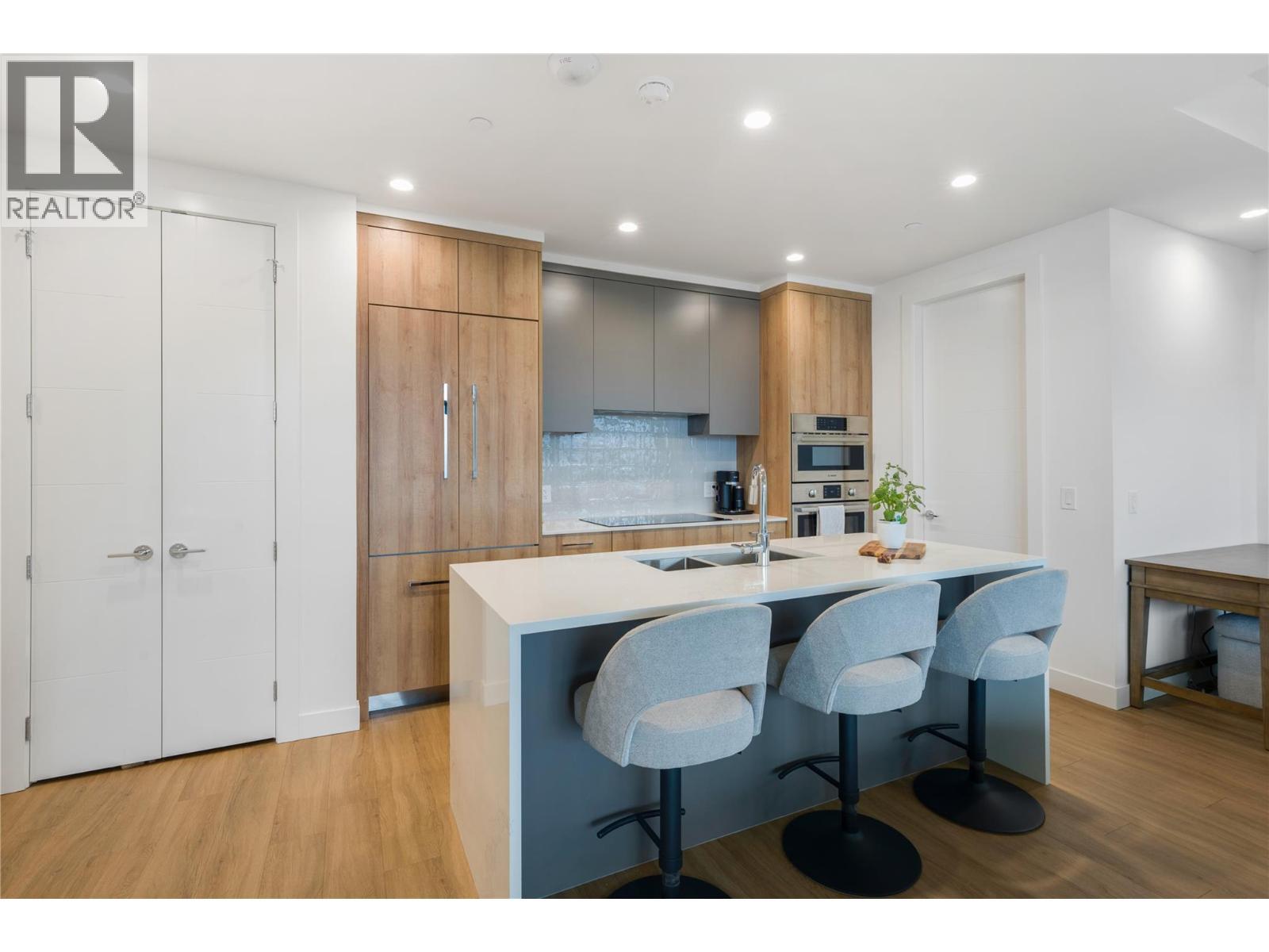 3699 Capozzi Road Unit# Ph3. Kelowna, British Columbia