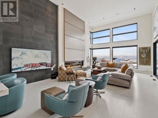 722 Highpointe Place. Kelowna, British Columbia