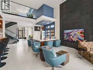 722 Highpointe Place. Kelowna, British Columbia