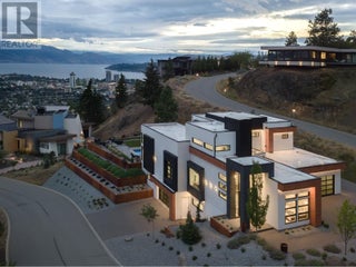 722 Highpointe Place. Kelowna, British Columbia