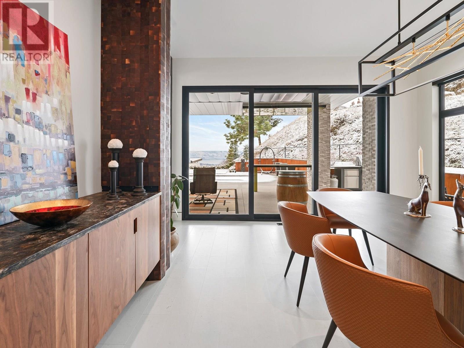 722 Highpointe Place. Kelowna, British Columbia