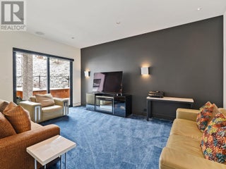 722 Highpointe Place. Kelowna, British Columbia