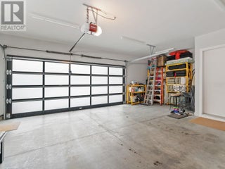 722 Highpointe Place. Kelowna, British Columbia