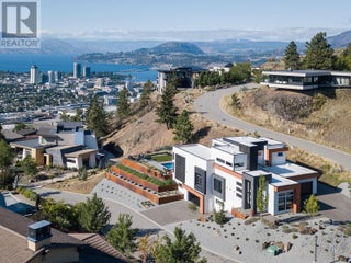 722 Highpointe Place. Kelowna, British Columbia