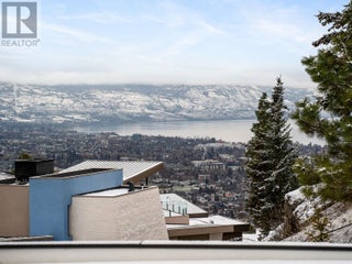 722 Highpointe Place. Kelowna, British Columbia