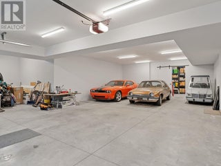 722 Highpointe Place. Kelowna, British Columbia