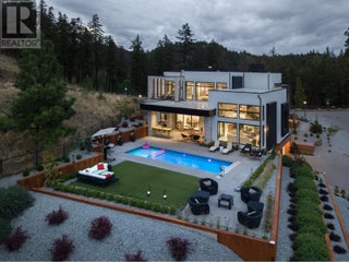 722 Highpointe Place. Kelowna, British Columbia