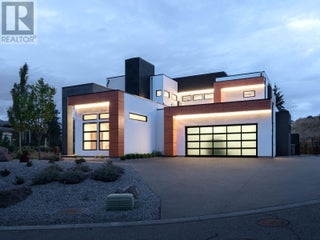 722 Highpointe Place. Kelowna, British Columbia