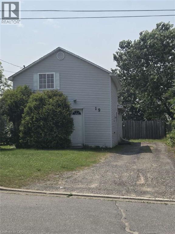 19 Lawrence Street, Garson