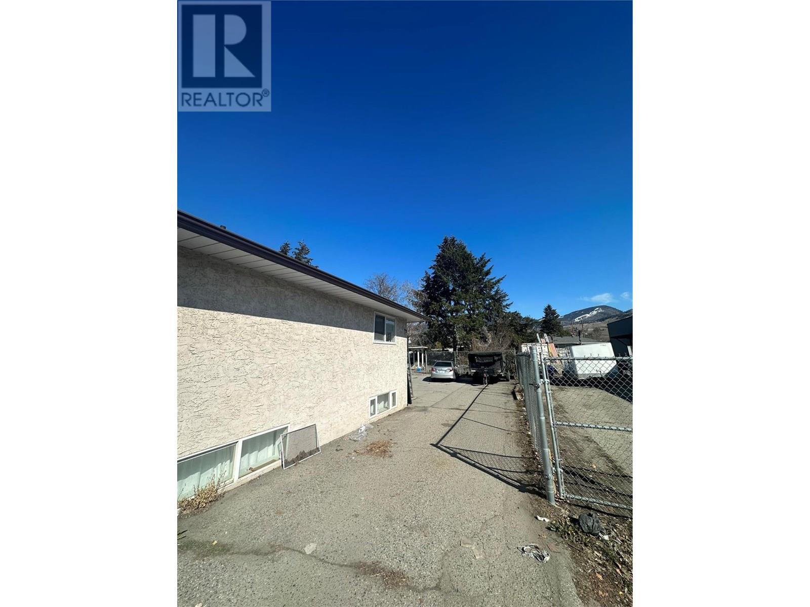 275 Rutland Road N. Kelowna, British Columbia