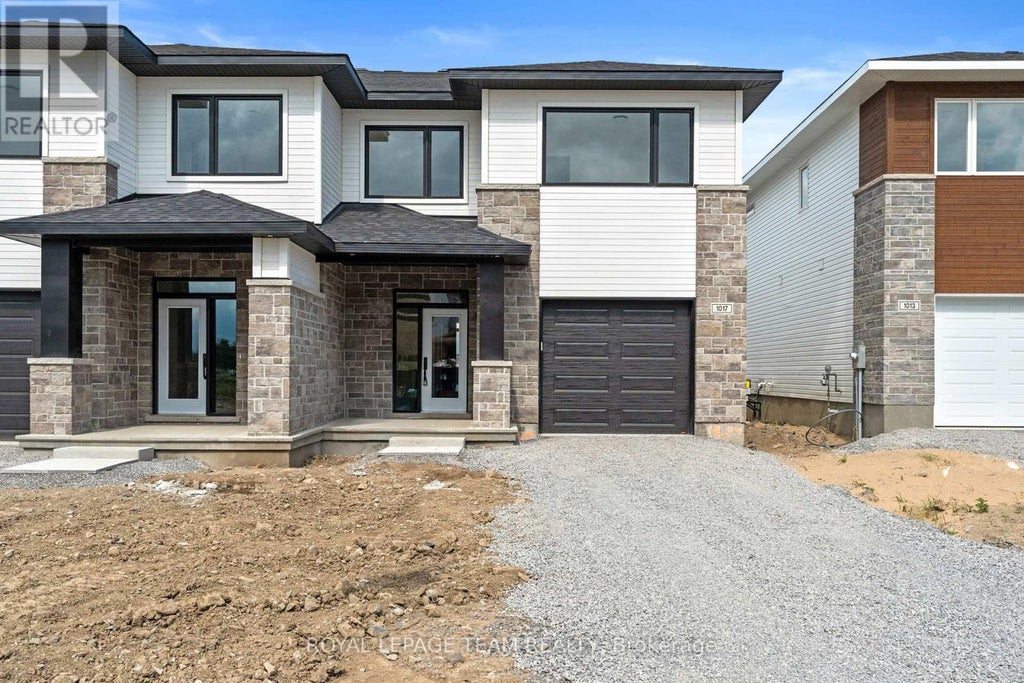 1017 Moore Street, Brockville