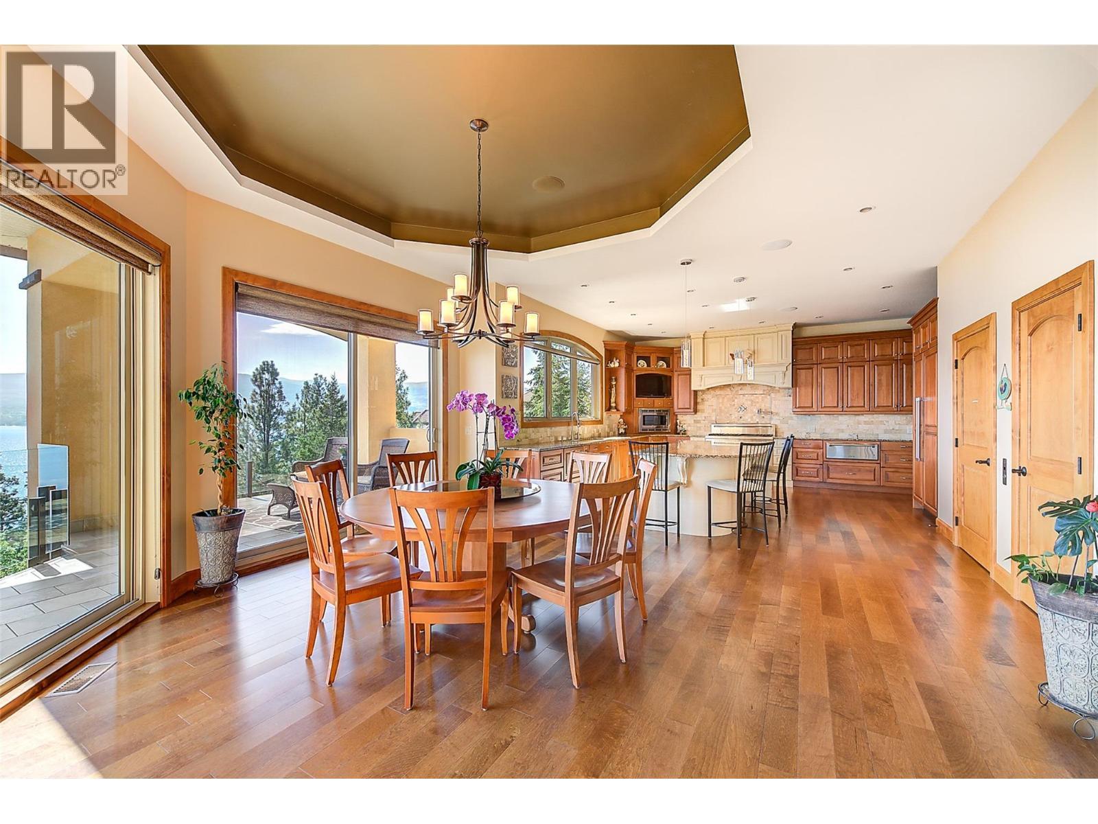 2513 Casa Palmero Drive. West Kelowna, British Columbia