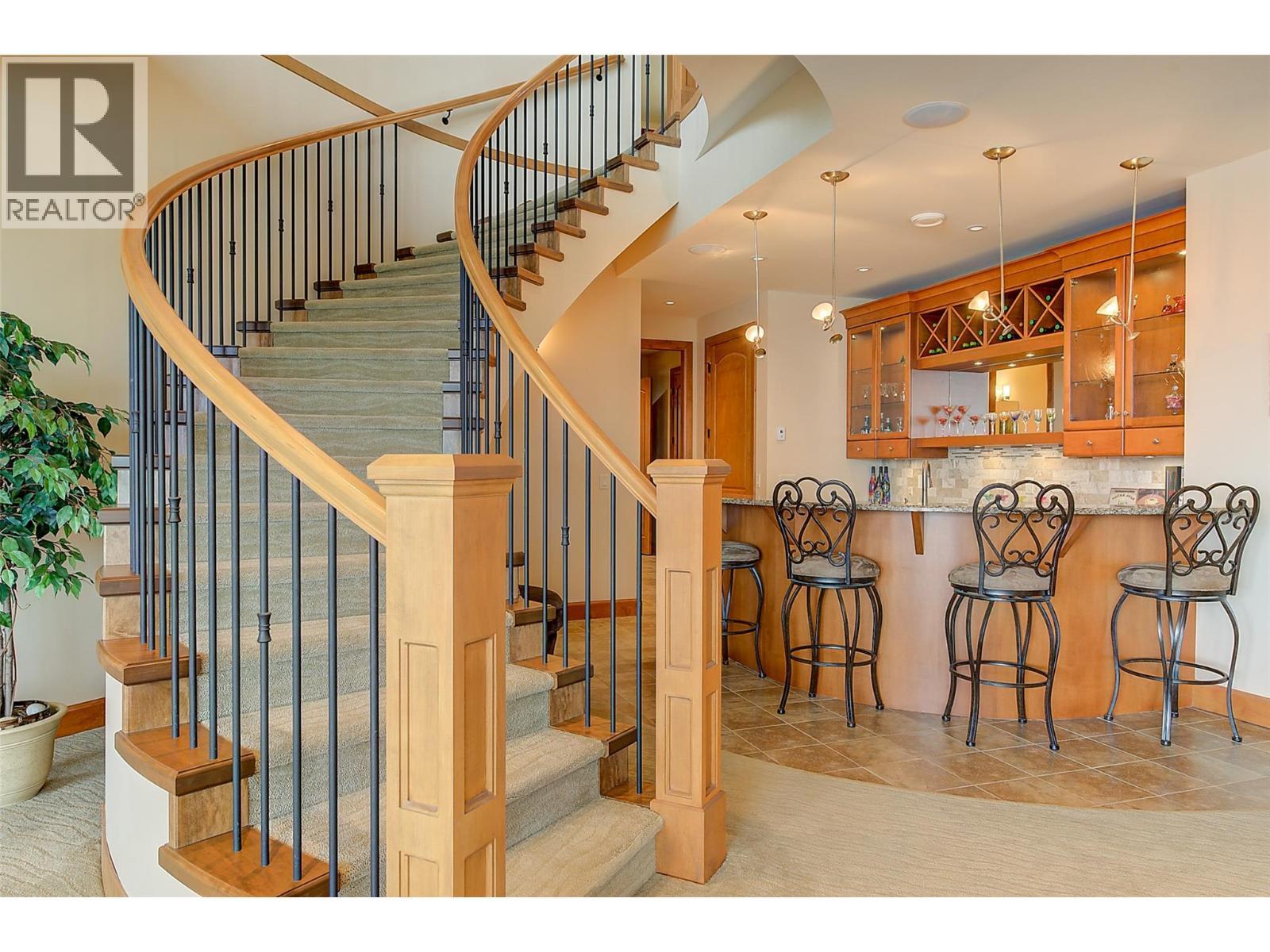 2513 Casa Palmero Drive. West Kelowna, British Columbia