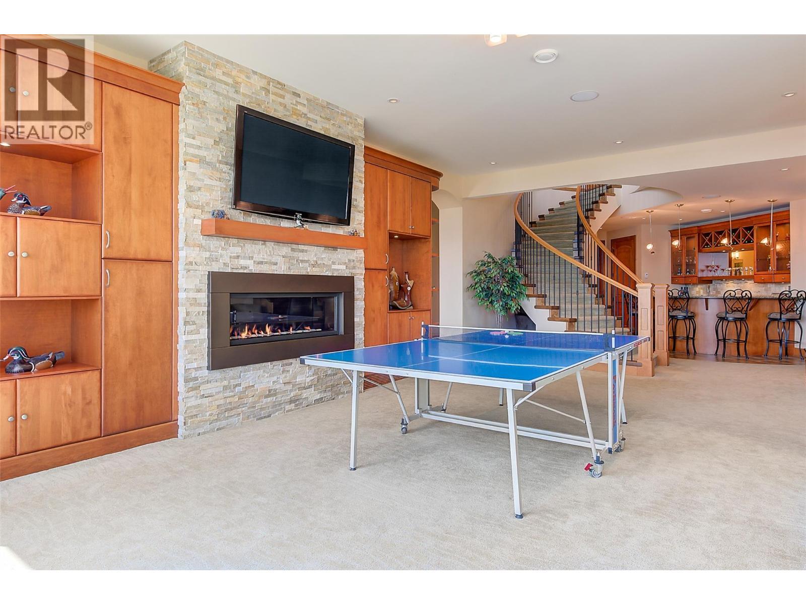 2513 Casa Palmero Drive. West Kelowna, British Columbia