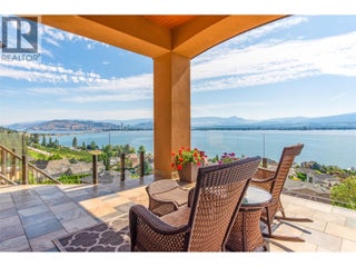 2513 Casa Palmero Drive. West Kelowna, British Columbia
