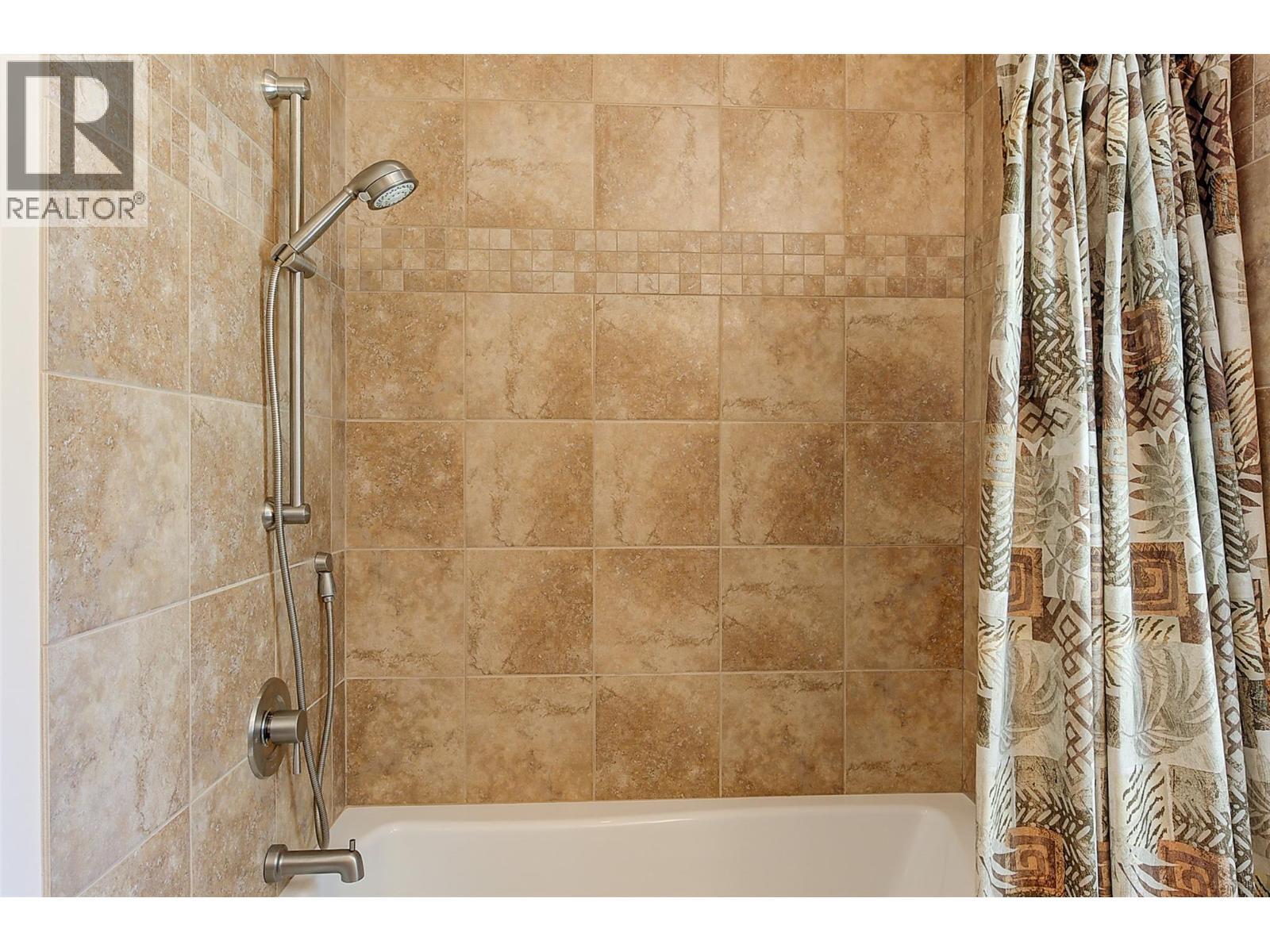 2513 Casa Palmero Drive. West Kelowna, British Columbia