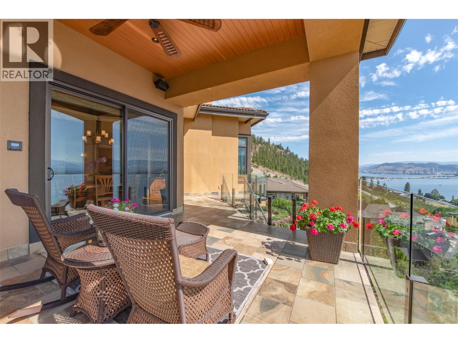 2513 Casa Palmero Drive. West Kelowna, British Columbia