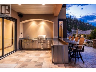 2513 Casa Palmero Drive. West Kelowna, British Columbia