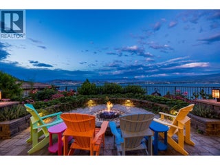 2513 Casa Palmero Drive. West Kelowna, British Columbia