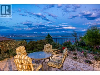 2513 Casa Palmero Drive. West Kelowna, British Columbia